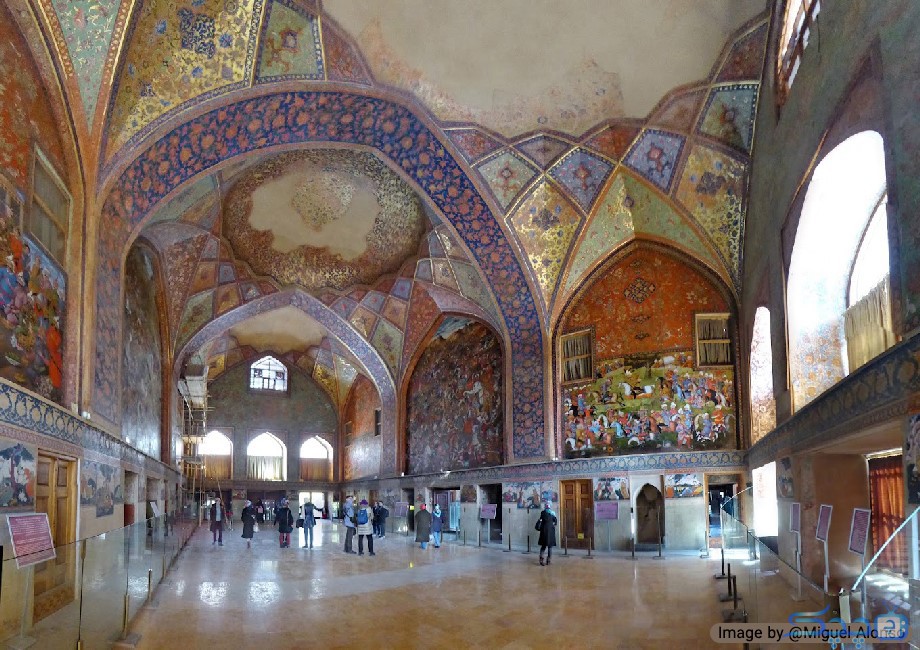 Chehel Sotun Palace: An Ultimate Iran Tour!
